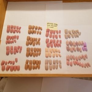 🌍1098 New Kiss 163 pcs Press-on Glue-On Nude Nails